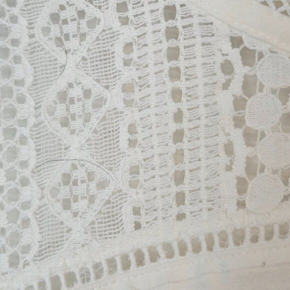 Eddie Bauer lace top blouse, size XL NWT - Picture 2 of 6